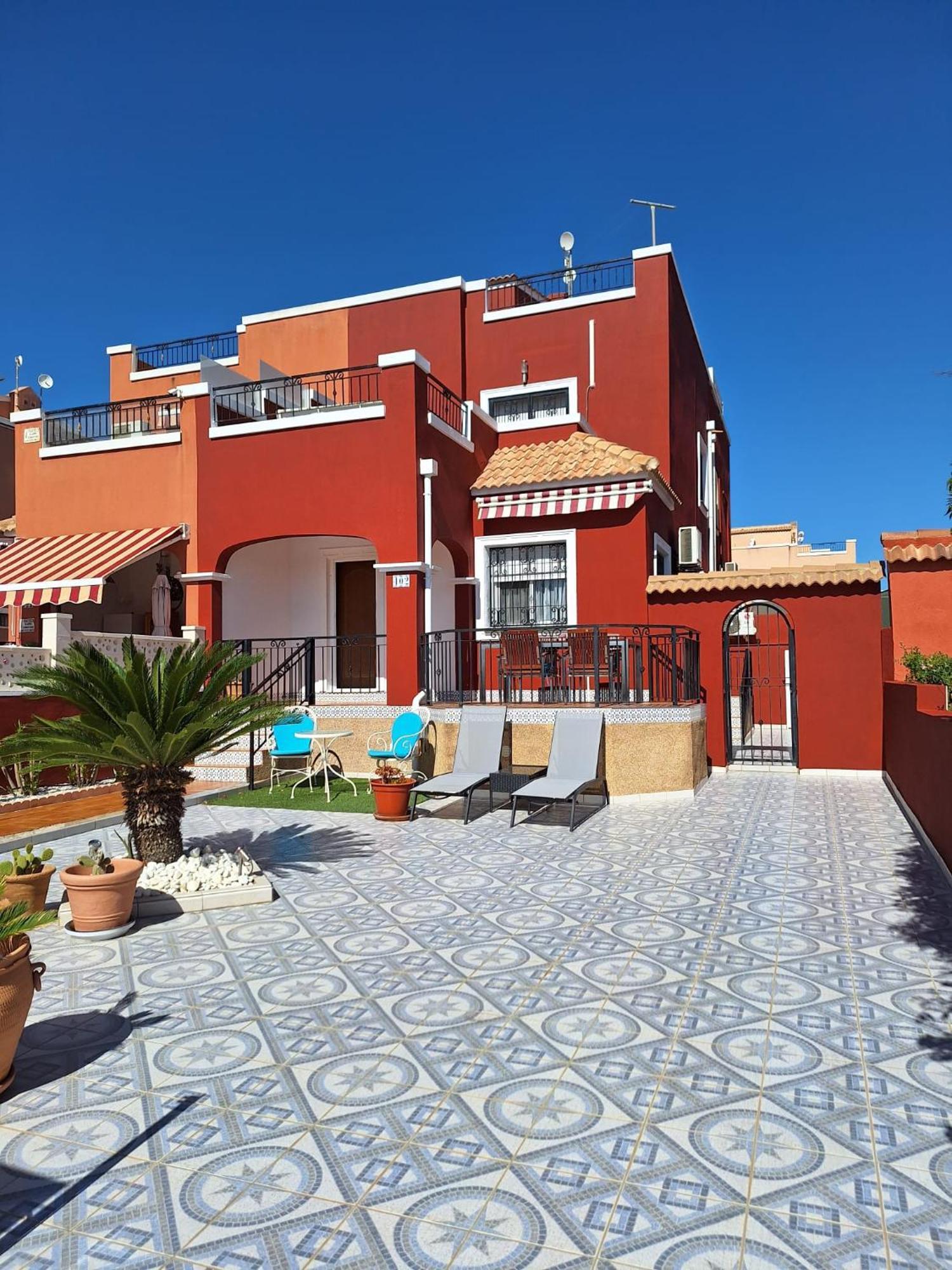 Casa Azul Los Montesinos 알리칸테 외부 사진